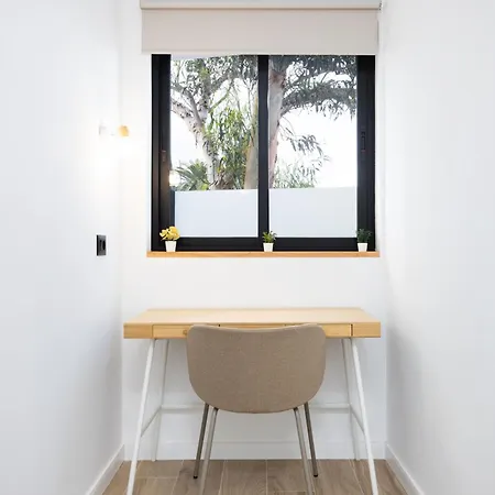 Home2book Radiant & Stylish Urban Apartment *